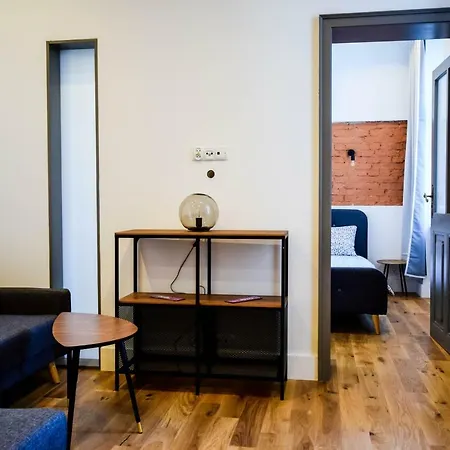 Gwarna Street Apartment * Wroclaw